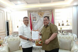 Bertemu Wali Kota Kendari, Anton Timbang Paparkan Potensi Aspal Buton