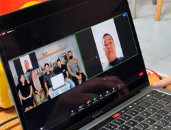 Akhir Tahun 2022, Kalla Toyota Bagikan Motor Benelli Kepada Para Pelanggannya