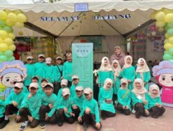 Murid-Murid SDIT Al Qalam Tumbuhkan Jiwa Kewirausahaan Melalui Market Day