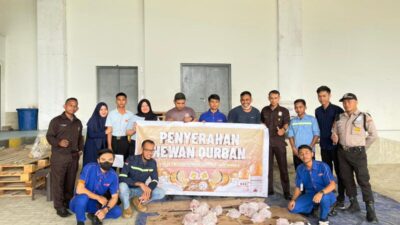 The Park Kendari Berbagi Daging Kurban Pada Perayaan Idul Adha 2023
