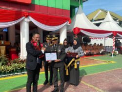 Kadin Sultra Terima Penghargaan Dari Kemenkumham Sultra Pada Hari Dharma Karya Dhika ke-78