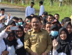 Bupati Terapkan Cara Jitu Bakar Semangat dan Jalin Keakraban Peserta Orientasi PPPK Koltim