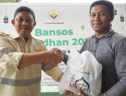 Berbagi Berkah Lebaran, PT GKP Serahkan Ribuan Bingkisan untuk Masyarakat Lingkar Tambang