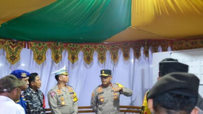 Wakapolda Sultra Tinjau Arus Mudik di Pelabuhan Feri Torobulu