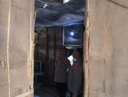 Polda Sultra Peringati Hari Bhayangkara ke-78 dengan Aksi Nyata Bedah Rumah di Kendari