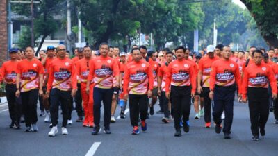 Meriahkan HUT Bhayangkara ke-78, Polri Gelar Bhayangkara Fun Walk 2024