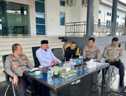 Wakapolda Sultra Pantau Langsung Aksi Damai Mahasiswa Tolak RUU Pilkada di DPRD 