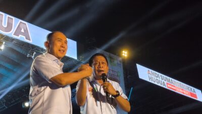 Siap Bertarung di Pilkada, ASR-Hugua Resmi Deklarasi di Hadapan Puluhan Ribu Masyarakat Sultra