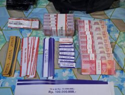 Bareskrim Gerebek Lokasi Percetakan Uang Palsu di Bekasi, Delapan Tersangka Ditangkap