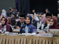 Resmi di Lantik Menjadi Anggota DPRD Provinsi Sultra, Hartini Azis Ucapkan Terima Kasih Seluruh Masyarakat Kolaka, Koltim dan Kolut