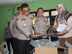 Kapolda Sultra Tinjau Keamanan Logistik Pilkada 2024 di KPU Kendari