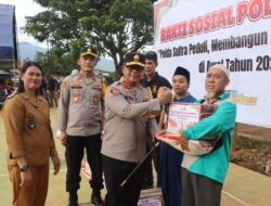 Polda Sultra Gelar Bakti Sosial, 200 Paket Sembako untuk Masyarakat Langgikima