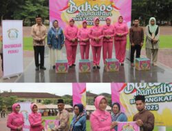 Bhayangkari Polda Sultra Gelar Bakti Sosial, Ribuan Paket Sembako Disalurkan