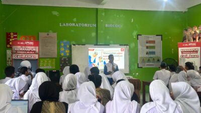 Gelar “Honda Student Star”, Asmo Sulsel Terus Gencarkan Edukasi Safety Riding pada Siswa SMAN 1 Gowa