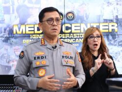 Polri Kerahkan 12 Ribu Personel dan Salurkan Ratusan Ton Bantuan untuk Percepatan Penanganan Bencana