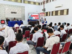Puluhan Siswa SMKN 4 Gowa Ikuti Edukasi Safety Riding