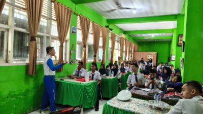 Safety Riding Asmo Sulsel Sasar SMAN 2 Sungguminasa Gowa