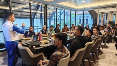 Asmo Sulsel Bekali Sales Force Honda Sultra Safety Riding