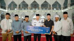 Kolaborasi Bank Sultra dan BAZNAS Salurkan Zakat Maal Karyawan