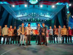 Bank Sultra Bagikan Hadiah BANGHOKI di HUT Sultra ke-62