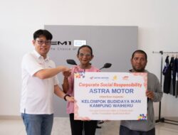 Astra Motor Salurkan CSR Perikanan di Waiheru