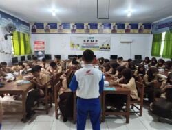 Pelajar SMKN 1 Gowa Diedukasi Pentingnya Safety Riding