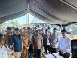 Tinjau Banjir Sungai Wanggu Kendari, Mentan Salurkan Bantuan Rp500 Juta untuk Warga