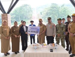 CSR Bank Sultra Biayai Kuliah 80 Mahasiswa UMKOTA