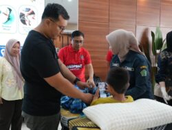 Warga Antusias Ikuti Bakti Sosial Imigrasi Kendari